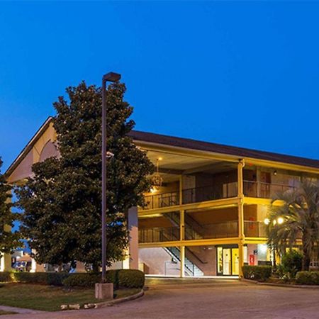 Fairbridge Inn Express Метейри Экстерьер фото