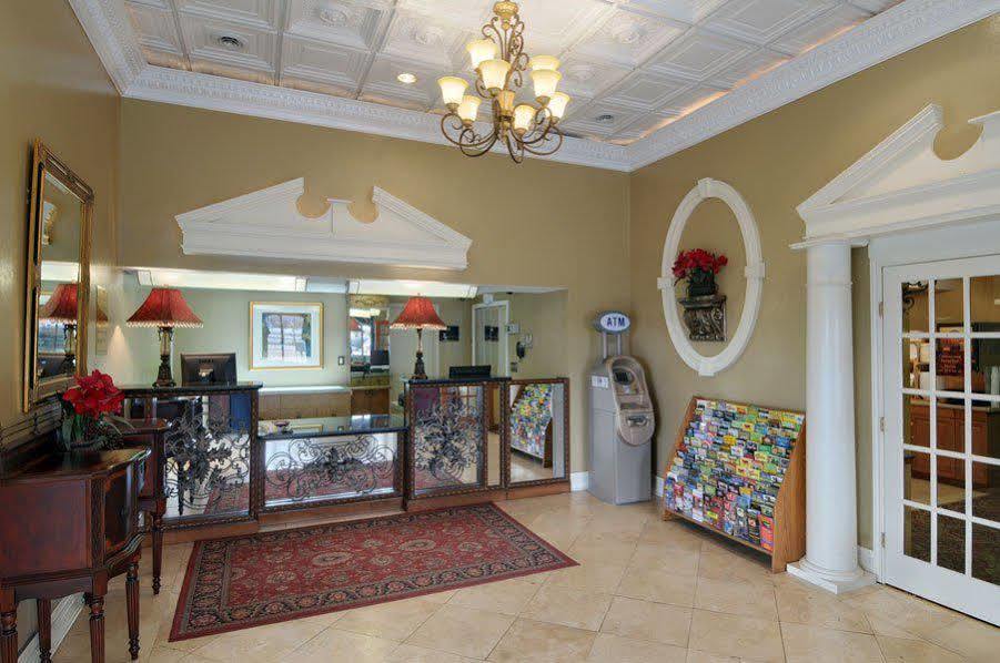 Fairbridge Inn Express Метейри Интерьер фото