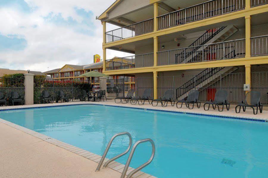 Fairbridge Inn Express Метейри Экстерьер фото